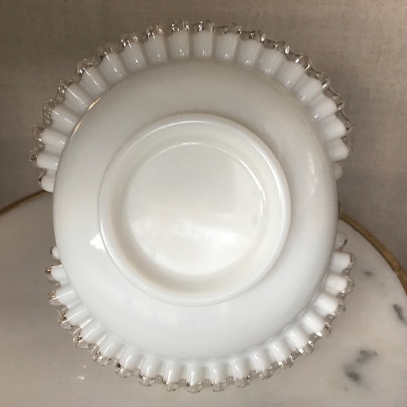 Vintage Fenton ‘Silver Crest’ Lot | Large Divided Basket and Candle Holder - Picture 5 of 12